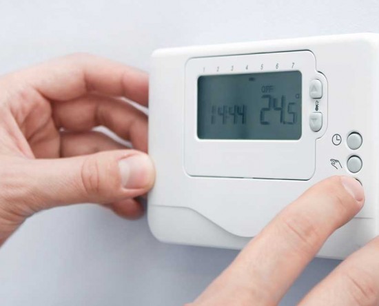 Central heating thermostat